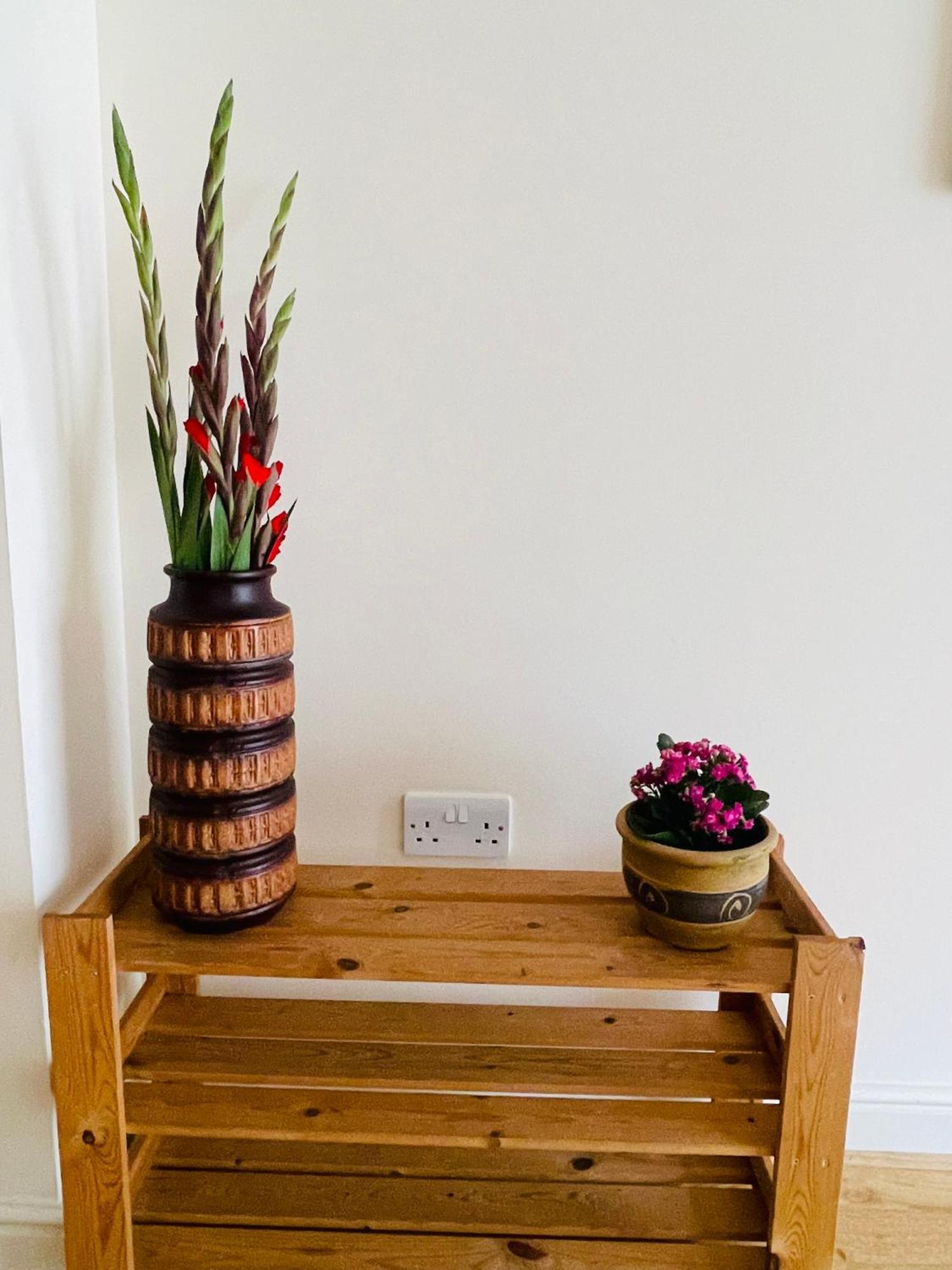 Bright Fun Relaxing Apartment In The Heart Of Epsom Extérieur photo